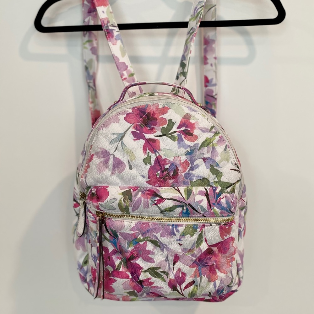 Liz Claiborne Floral Backpack *GREAT CONDITION*